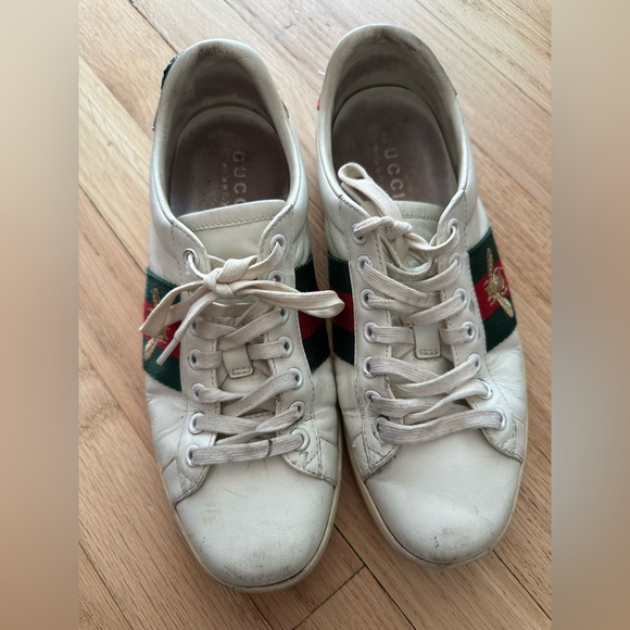 Gucci White Sneakers - Picture 1 of 8